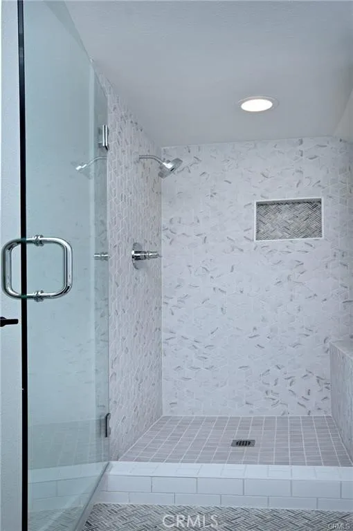 22255 1/2 Erwin, Woodland Hills, California 91367 home-pic-23